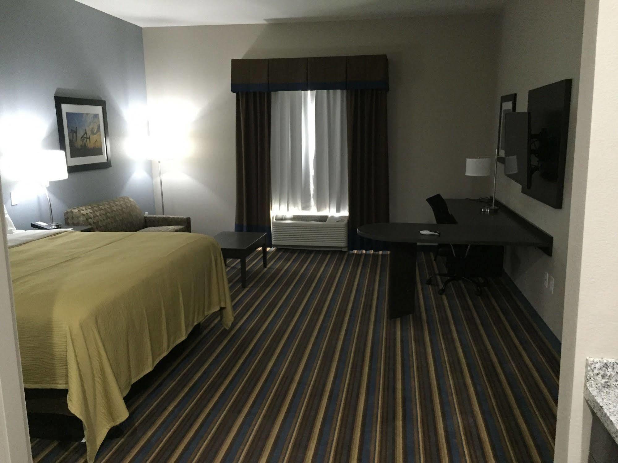 Mainstay Suites Odessa Buitenkant foto